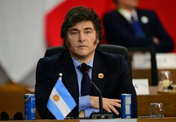 Economia argentina recua 3,3% em setembro, em meio a cortes de gastos de Javier Milei