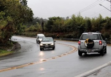 Acidente de trânsito deixa cinco feridos na Mogi-Salesópolis