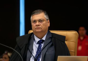 Dino dá 30 dias para governo ter regras para emendas em universidades