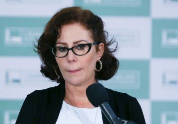 TRE-SP cassa diploma e torna inelegível deputada Carla Zambelli