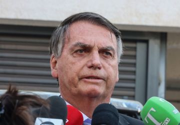 Advogados de Bolsonaro pedem 83 dias para apresentar defesa ao Supremo