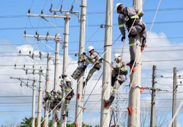 Mais de 85 mil famílias do Alto Tietê têm direito à tarifa social de energia; veja como aderir