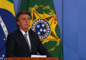 Bolsonaro recorre de decisão que negou impedimento de Dino e Zanin