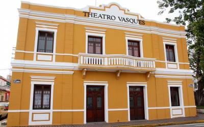 Artistas podem se inscrever para ocupação do Theatro Vasques