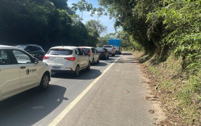 Mogi-Bertioga tem mais de 30 quilômetros de congestionamento na manhã deste sábado