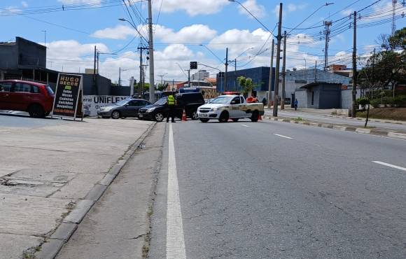 Incêndio atinge depósito de recicláveis pela segunda vez em pouco mais de dois meses em Mogi das Cruzes