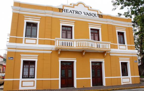 Artistas podem se inscrever para ocupação do Theatro Vasques