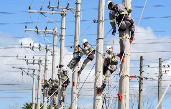 Mais de 85 mil famílias do Alto Tietê têm direito à tarifa social de energia; veja como aderir